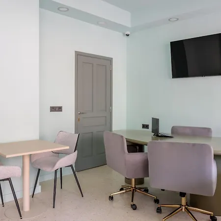 Charm Retreat 호텔