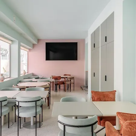 호텔 Charm Retreat *