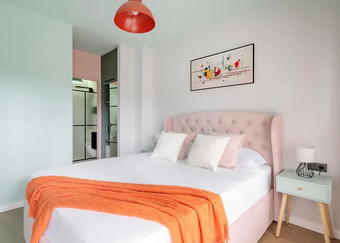 Charm Retreat Hotel