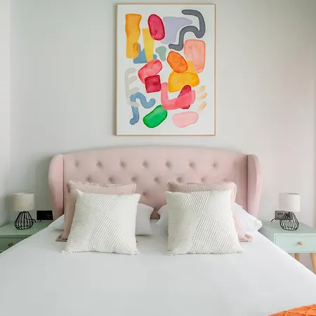 Charm Retreat *