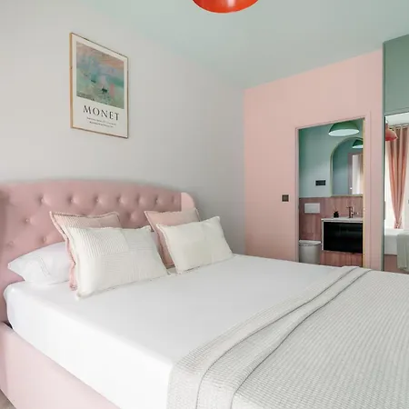 Charm Retreat